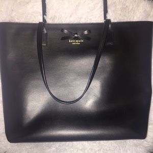 KATE SPADE BLACK ZIPPERED TOTE BAG W/ BOW ♥️